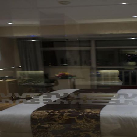 Kingtown Hongkou Shanghai Room photo