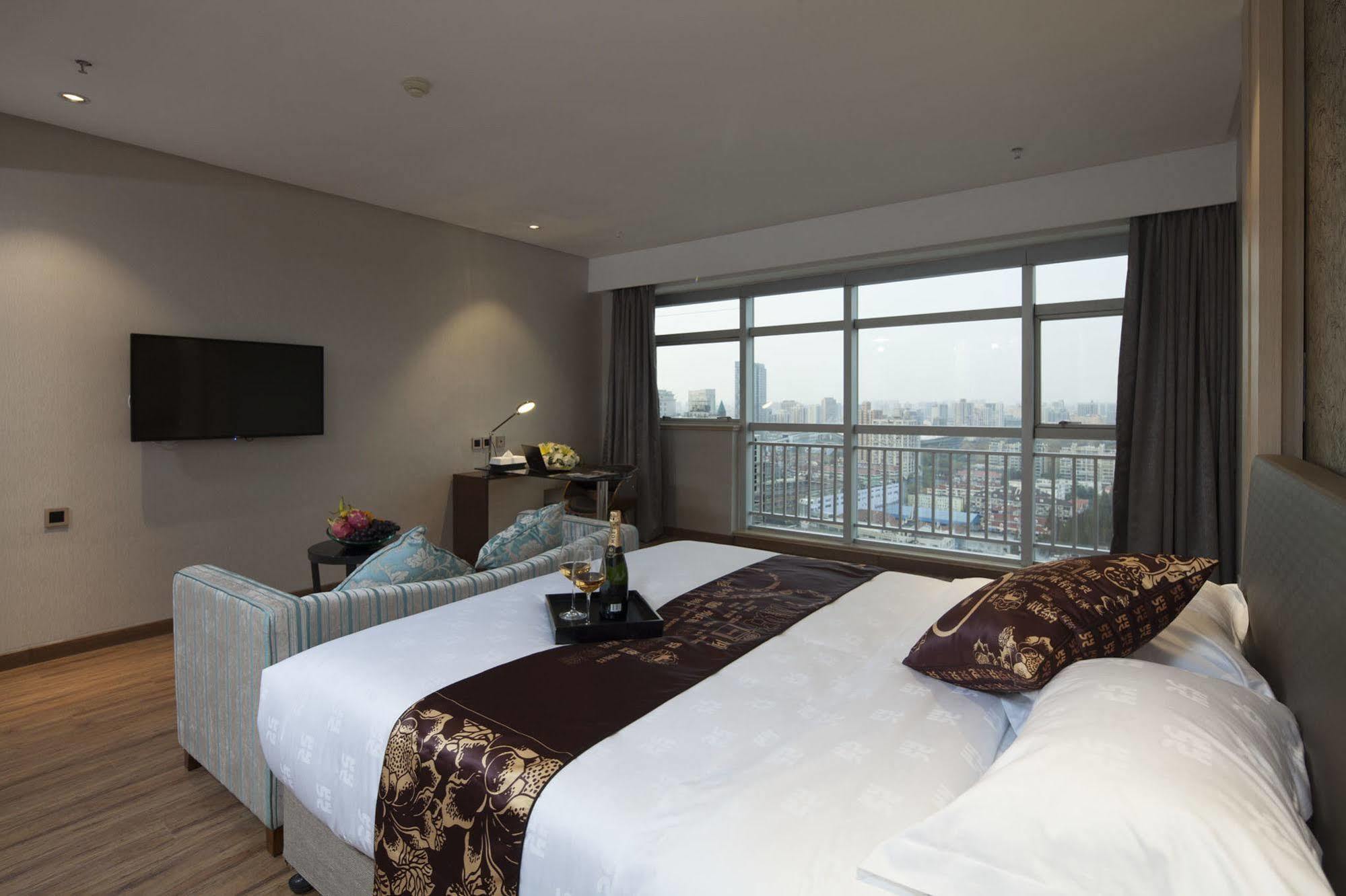 Kingtown Hongkou Shanghai Exterior photo