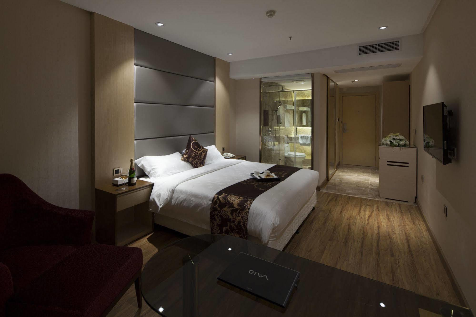 Kingtown Hongkou Shanghai Exterior photo
